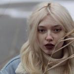 Ciemny blond w roli głównej: jak zrobić ombre, które rozświetli fryzurę