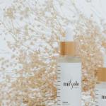 Duet, który odmładza i koi: bakuchiol z wąkrotą azjatycką w serum dla wrażliwej cery