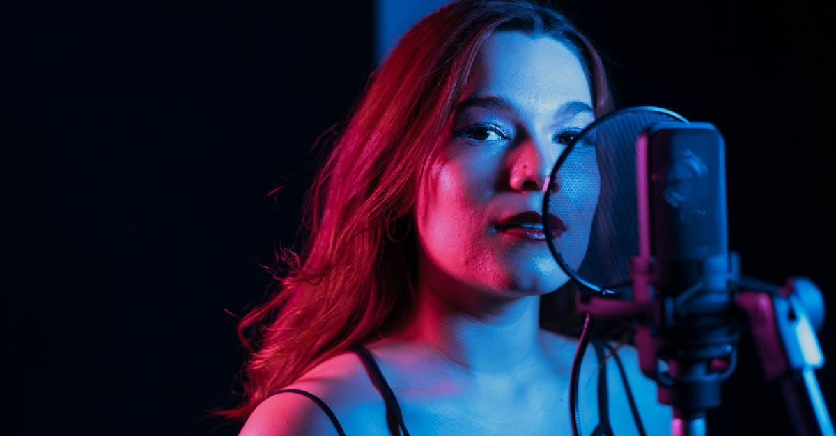 Odzyskaj pewny głos: skuteczne i bezpieczne leczenie łagodnych polipów fałdów głosowych