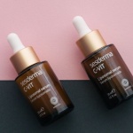 W duecie im do twarzy: synergia witamin E i F w serum, które odbudowuje barierę i przywraca blask